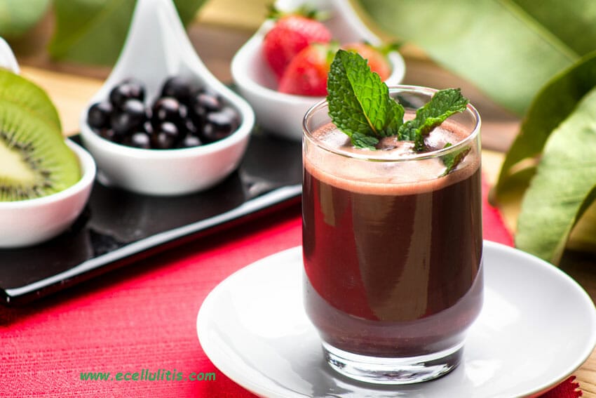acai berry juice health properties and recipes - healthiest juices in the world