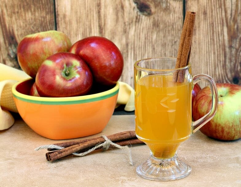 8 Healthy Winter Drinks To Warm Up And Enjoy Winter