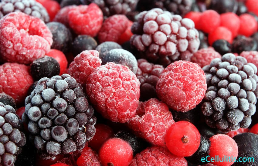 frozen berries - healthy desserts for thanksgiving 